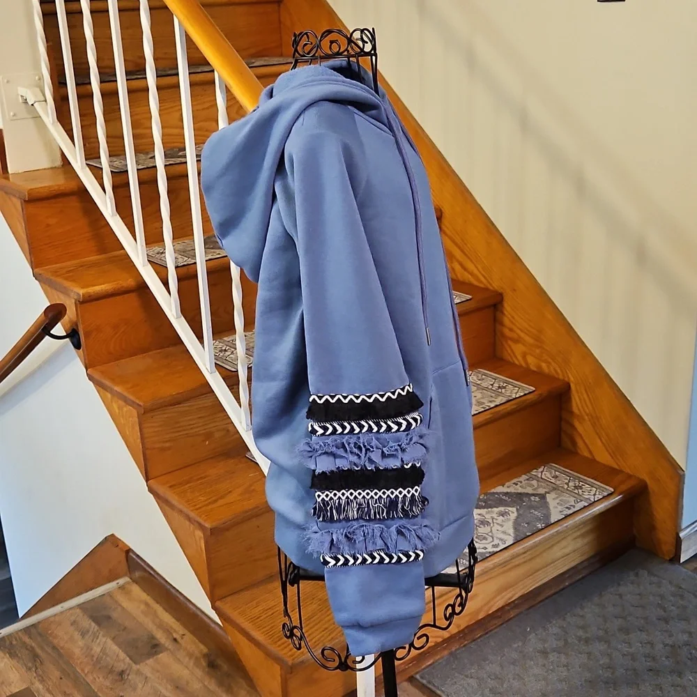 👚Blue Hooded Women's Sweater with Decorative Sleeve Trim
